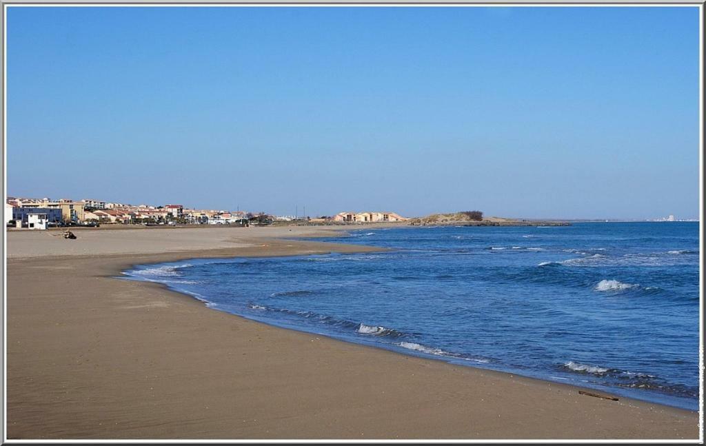 T3 Vue Mer Et Plage, Avec Wifi Et Parking Saint-Pierre-la-Mer  Ngoại thất bức ảnh