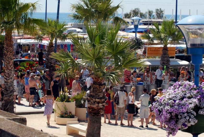 T3 Vue Mer Et Plage, Avec Wifi Et Parking Saint-Pierre-la-Mer  Ngoại thất bức ảnh